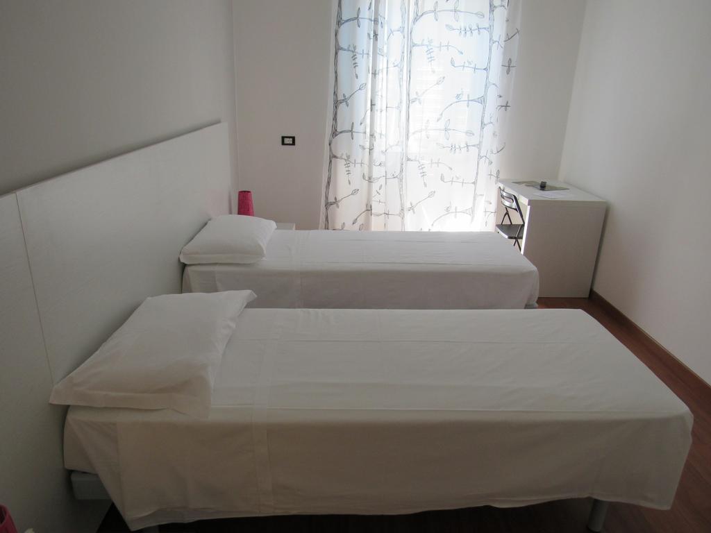 Smart Rooms Триест Номер фото