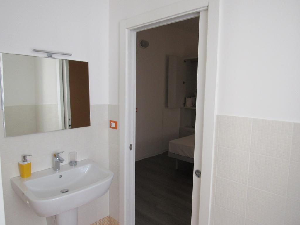 Smart Rooms Триест Номер фото