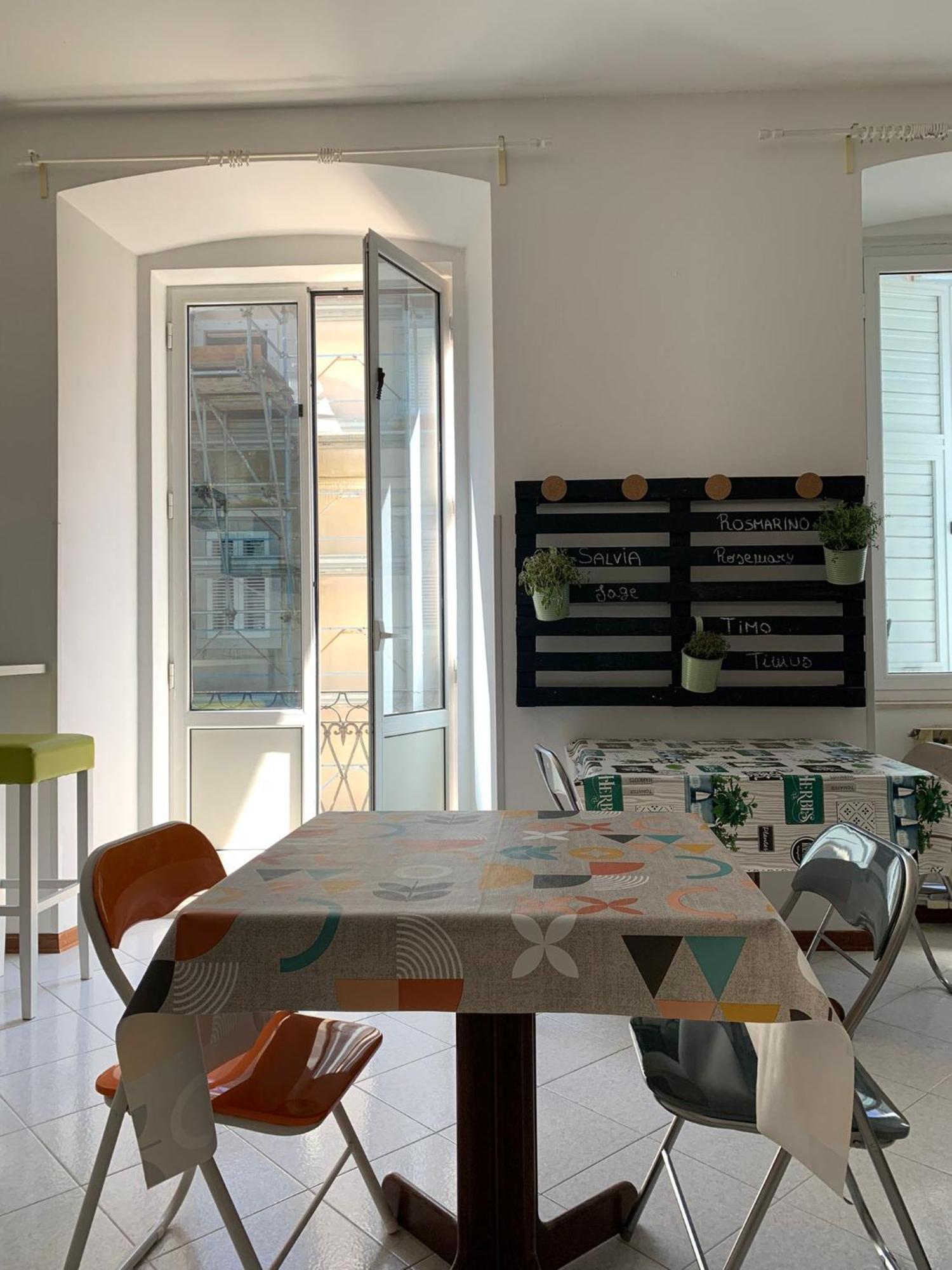 Smart Rooms Триест Экстерьер фото